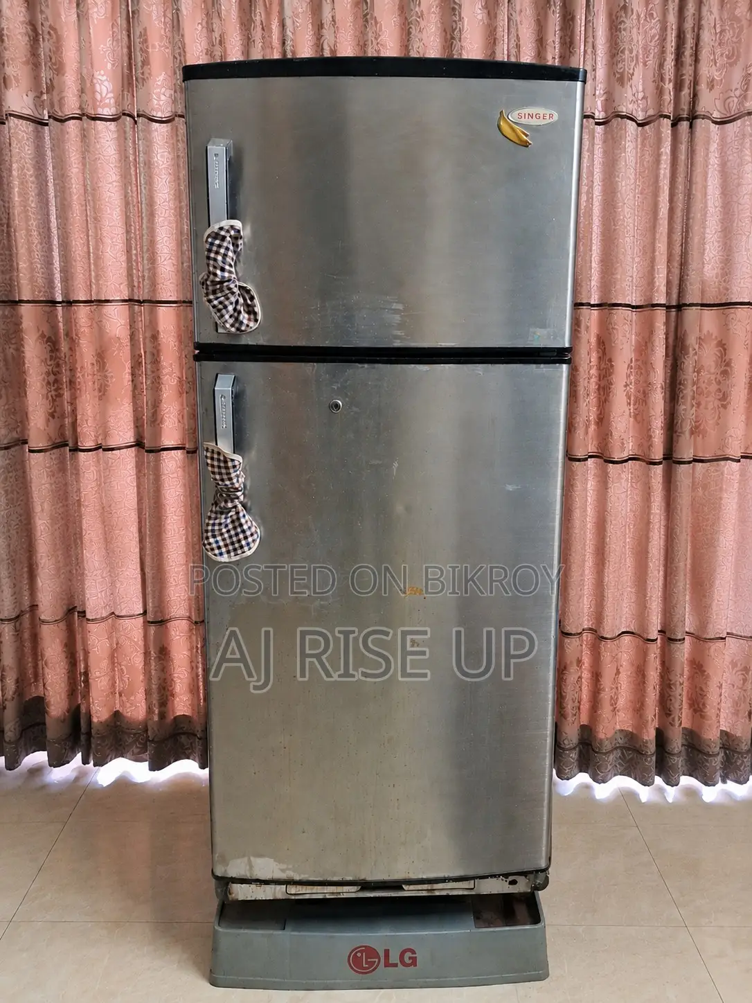 Singer Used Fridge