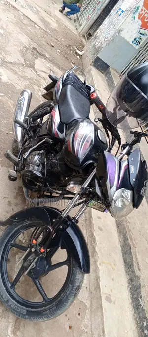 Bajaj Discover 100 2017 Black