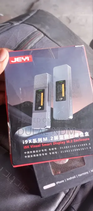 JEYI i9X Visual Smart Display M.2 NVMe SSD Enclosure