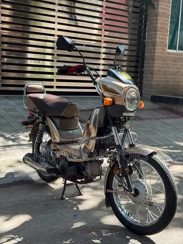 TVS XL 100 2022 Gold