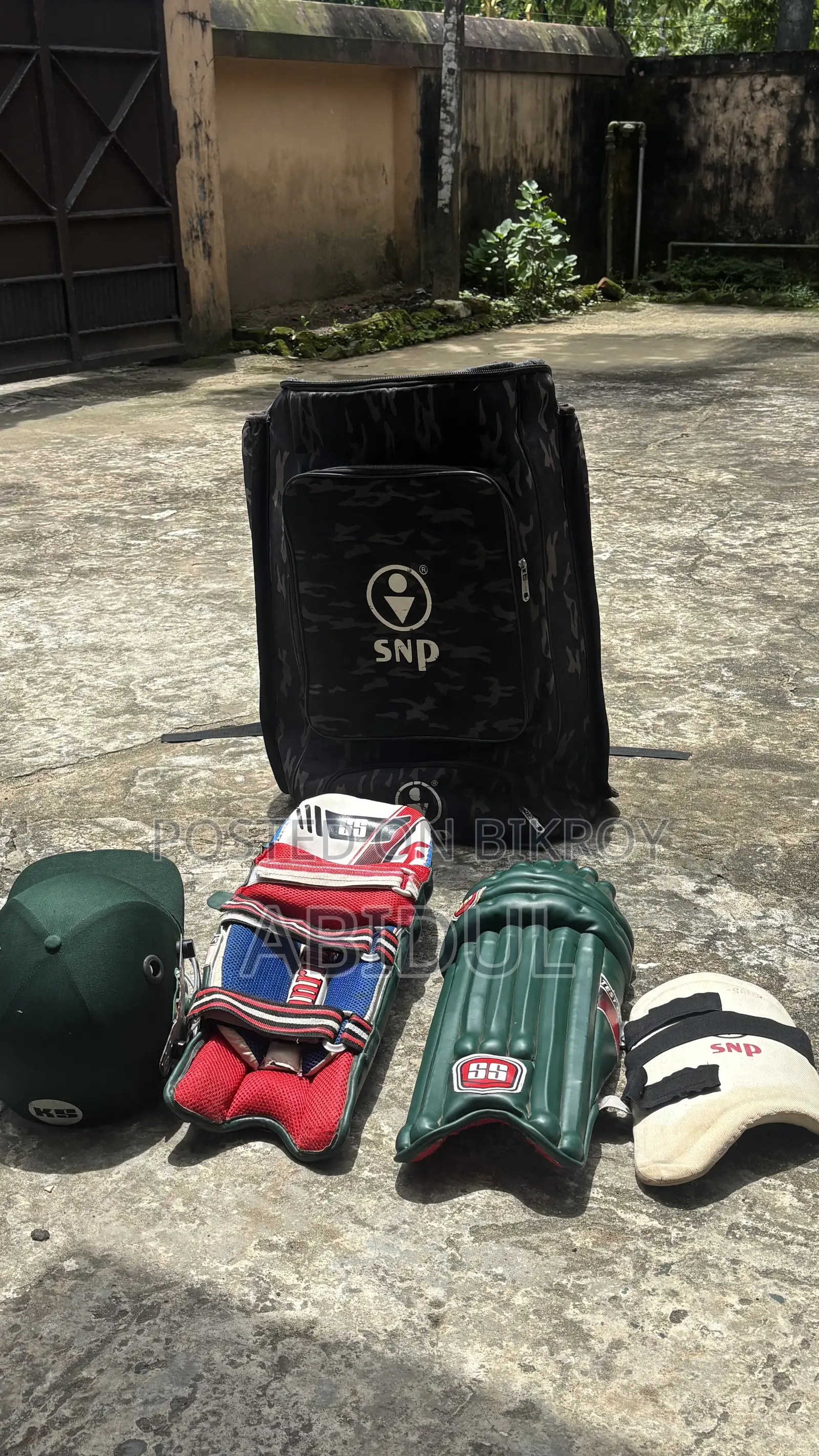 Cricket Equipment
