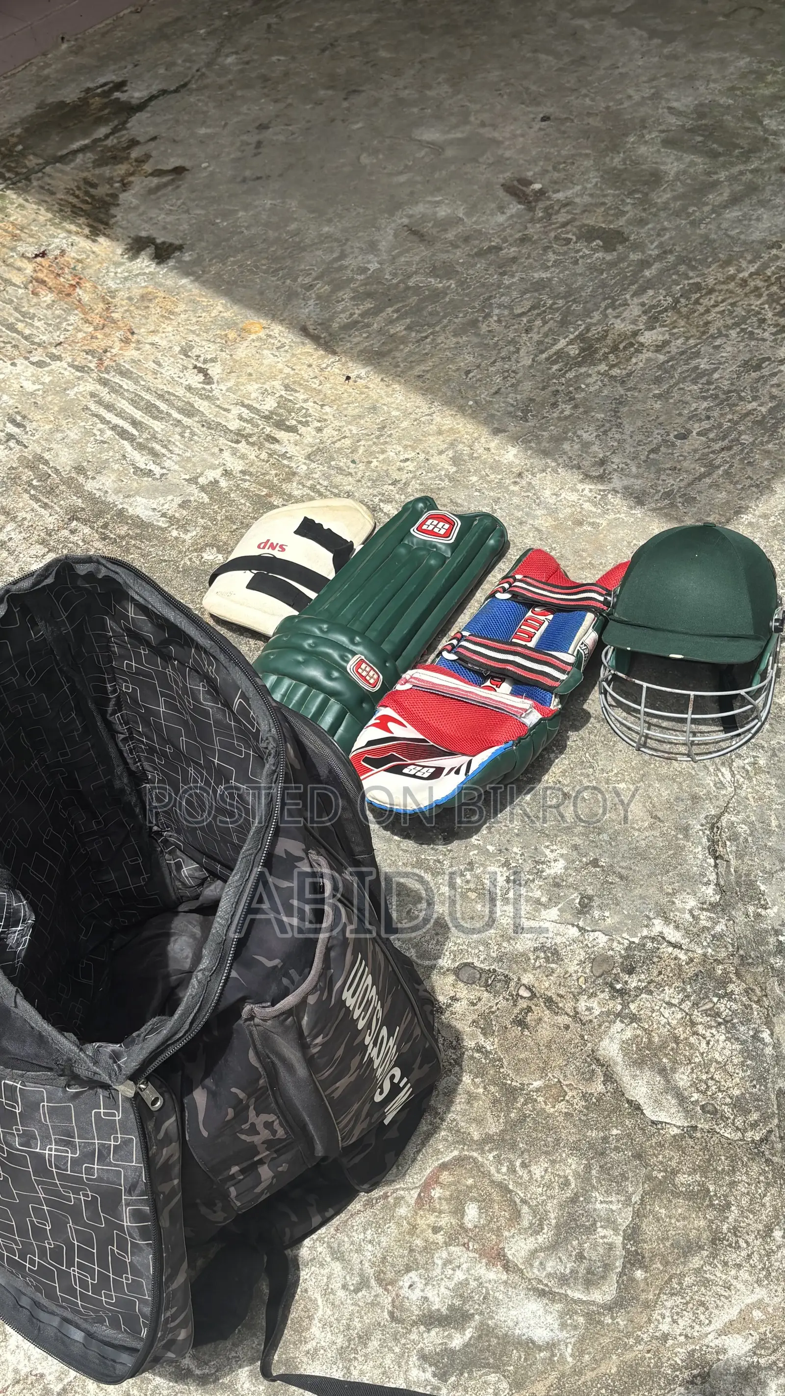 Cricket Equipment