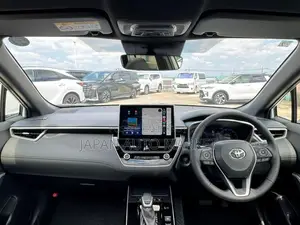 Toyota Corolla Cross 2025 Pearl