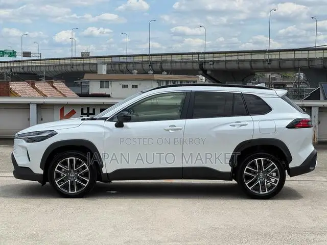 Toyota Corolla Cross 2025 Pearl