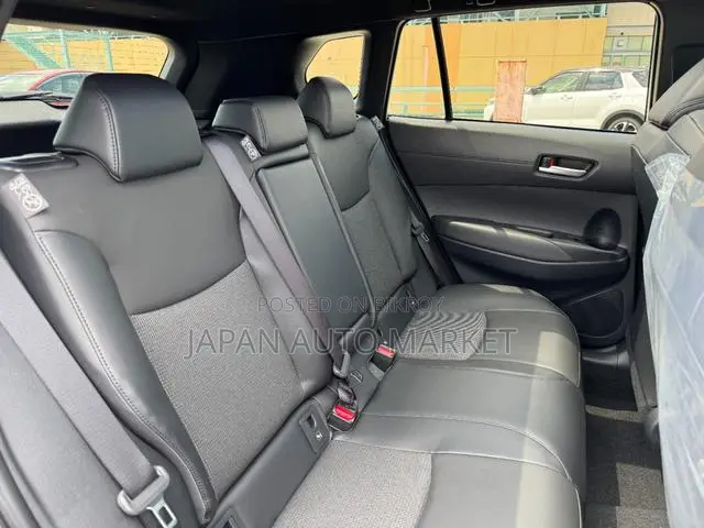 Toyota Corolla Cross 2025 Pearl