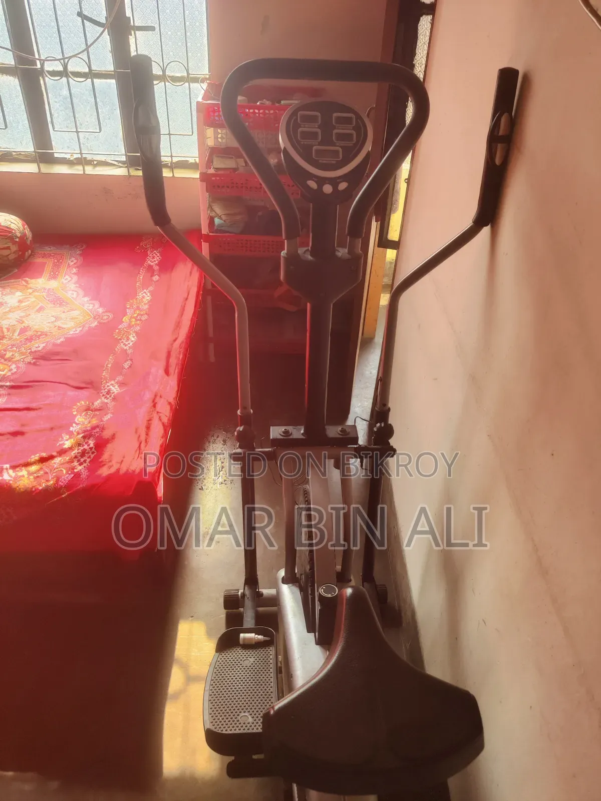 এক্সারসাইজ বাইক (অরবিট্রেক) বিক্রি হবে — প্রায় নতুনের মতো কন্ডিশন!