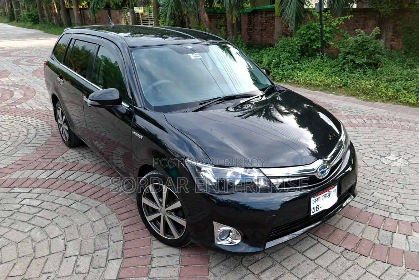 Toyota Axio 1.5 Hybrid G 2WD 2013 Black