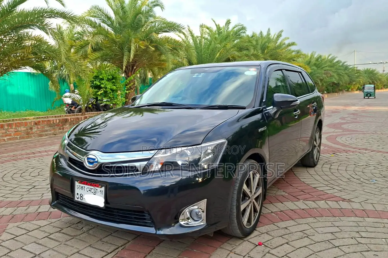 Toyota Axio 1.5 Hybrid G 2WD 2013 Black