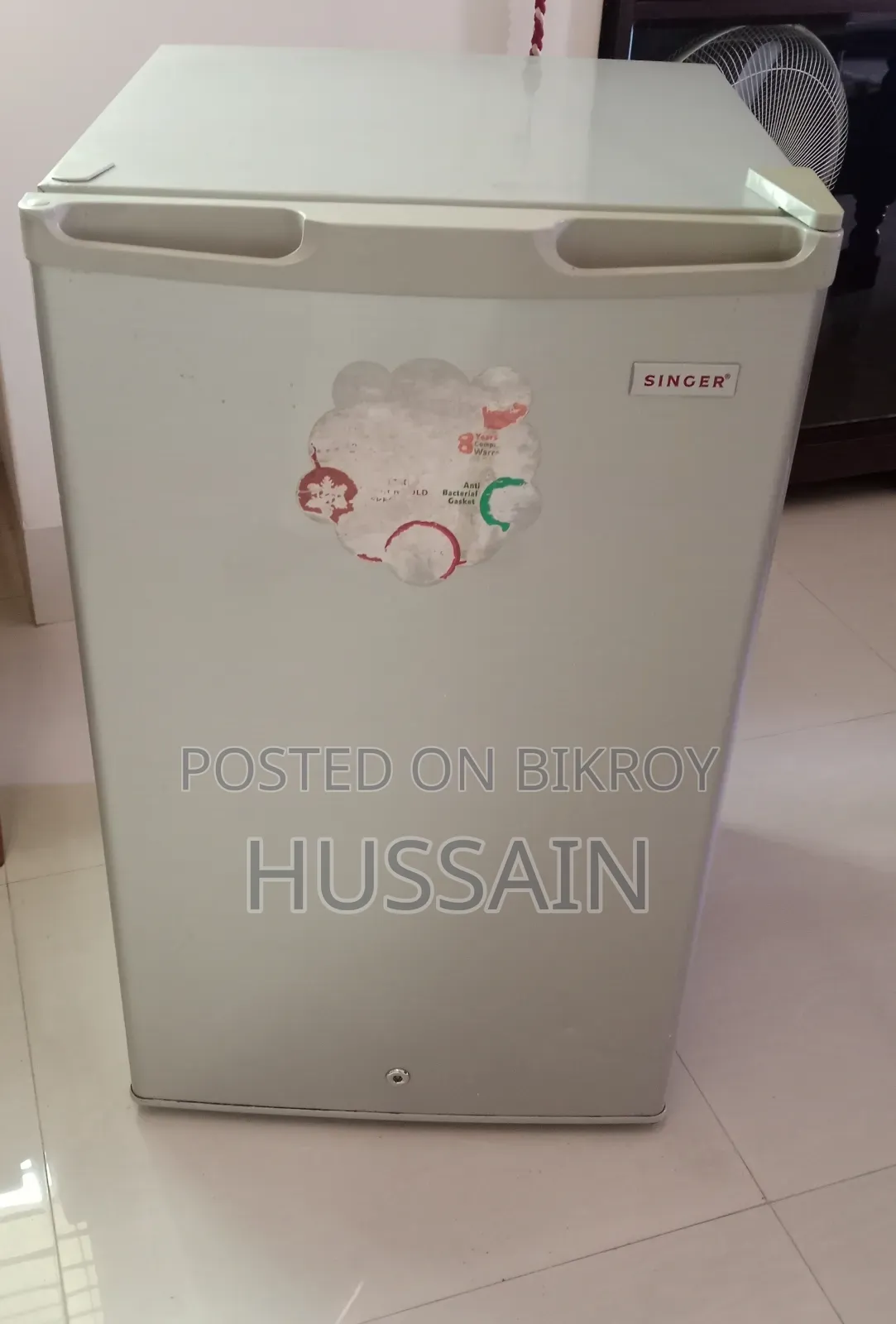 Singer Single-Door Mini Refrigerator