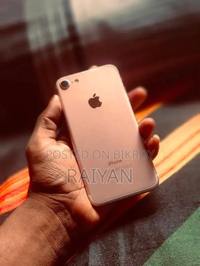 Apple iPhone 7 128 GB Gold