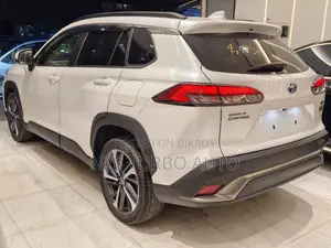 Toyota Corolla Cross 2022 Pearl