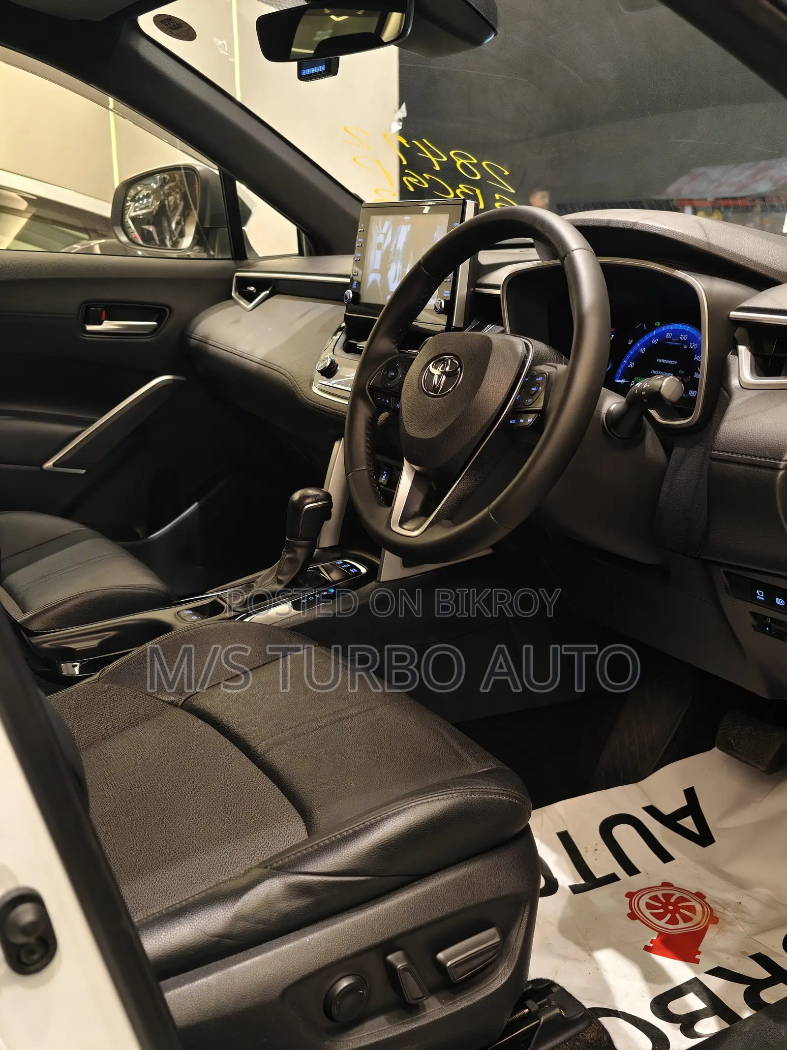 Toyota Corolla Cross 2022 Pearl