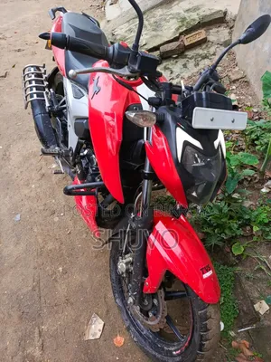 TVS Apache RTR 160 4V 2021 Red