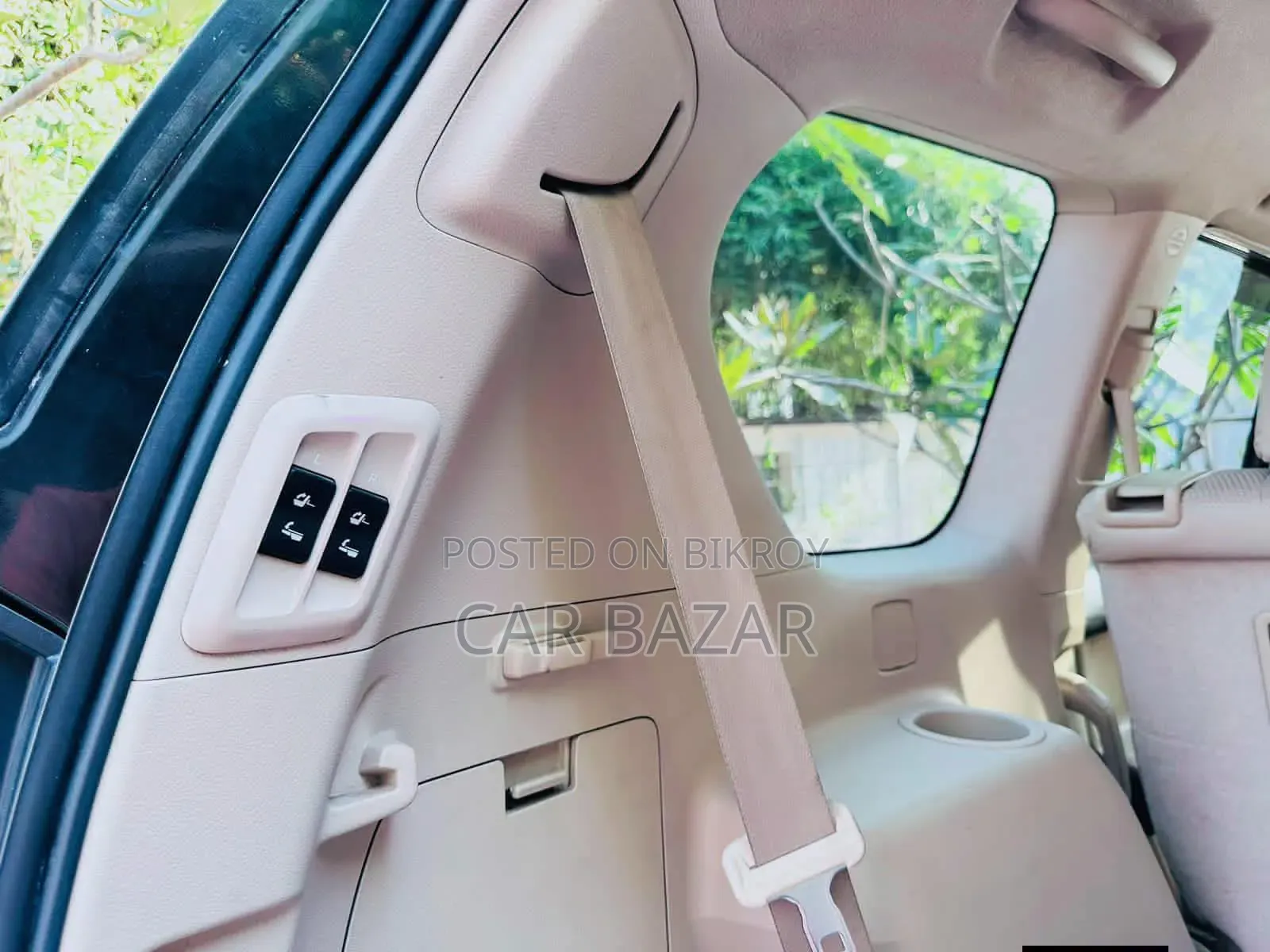 Toyota Land Cruiser Prado 2.7 i 2011 Black