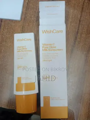 WishCare Vitamin C Pure Glow Milk Sunscreen SPF 50+ PA++++.
