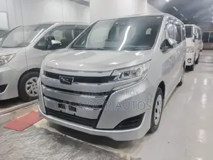 Toyota Noah 2.0 FWD (8 Seater) 2020 Silver