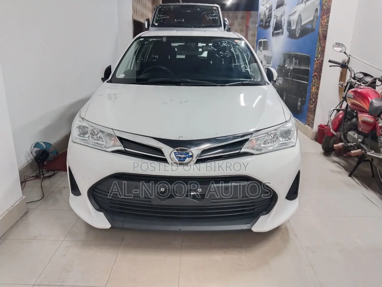 Toyota Corolla Fielder 1.5 Hybrid FWD 2021 White