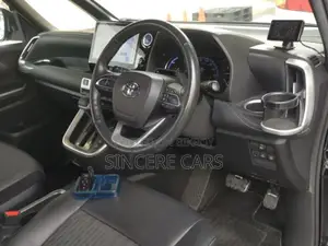 Toyota Noah 2022 Black