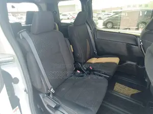 Toyota Noah 2021 Pearl