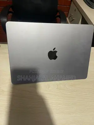 Laptop Apple MacBook Air 2022 M2 8GB Apple M2 SSD 512GB