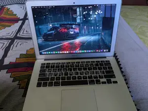 Laptop Apple MacBook Air 2017 8GB Intel Core i5 SSD 256GB