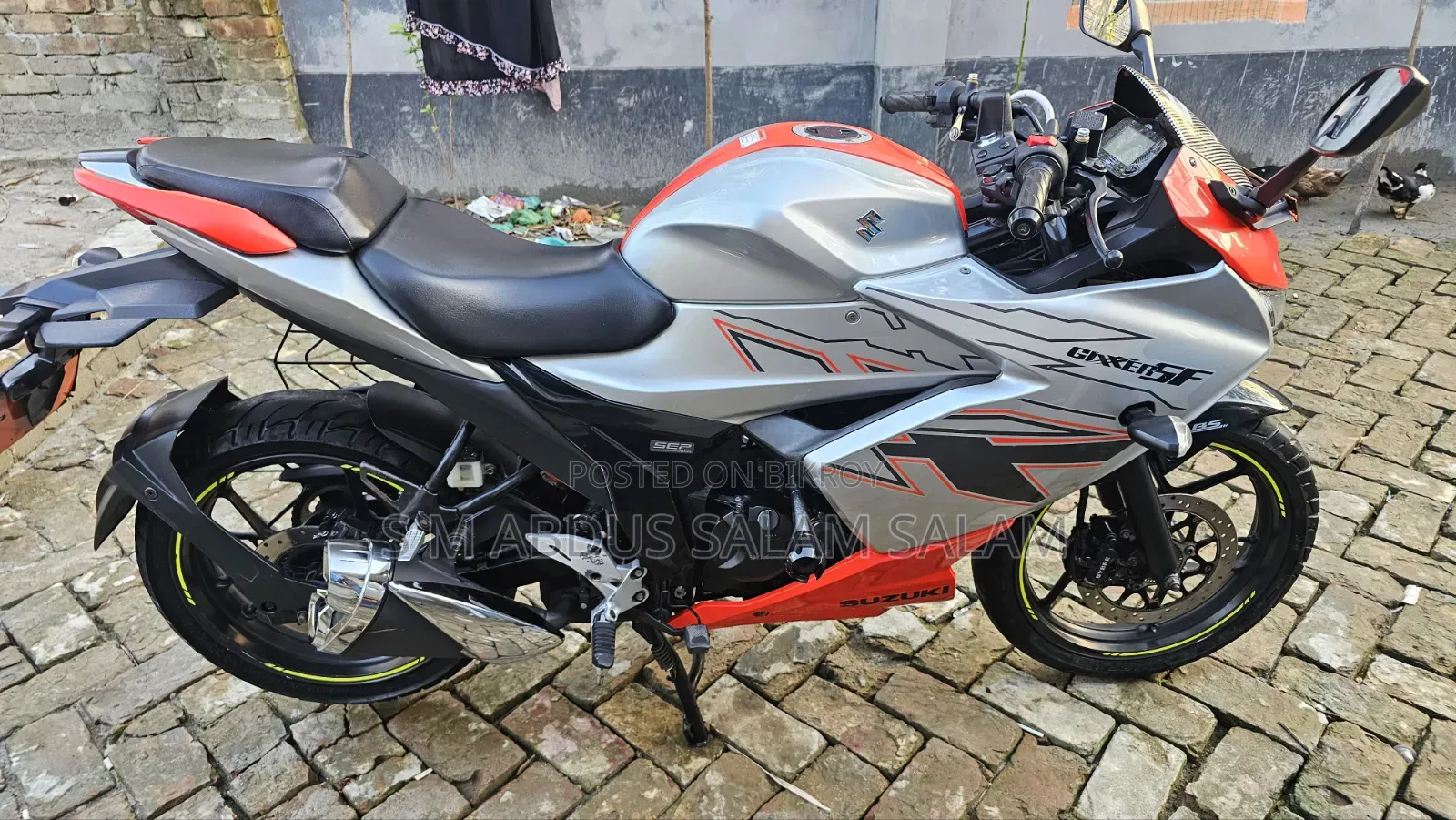Suzuki Gixxer SF 2023 Orange