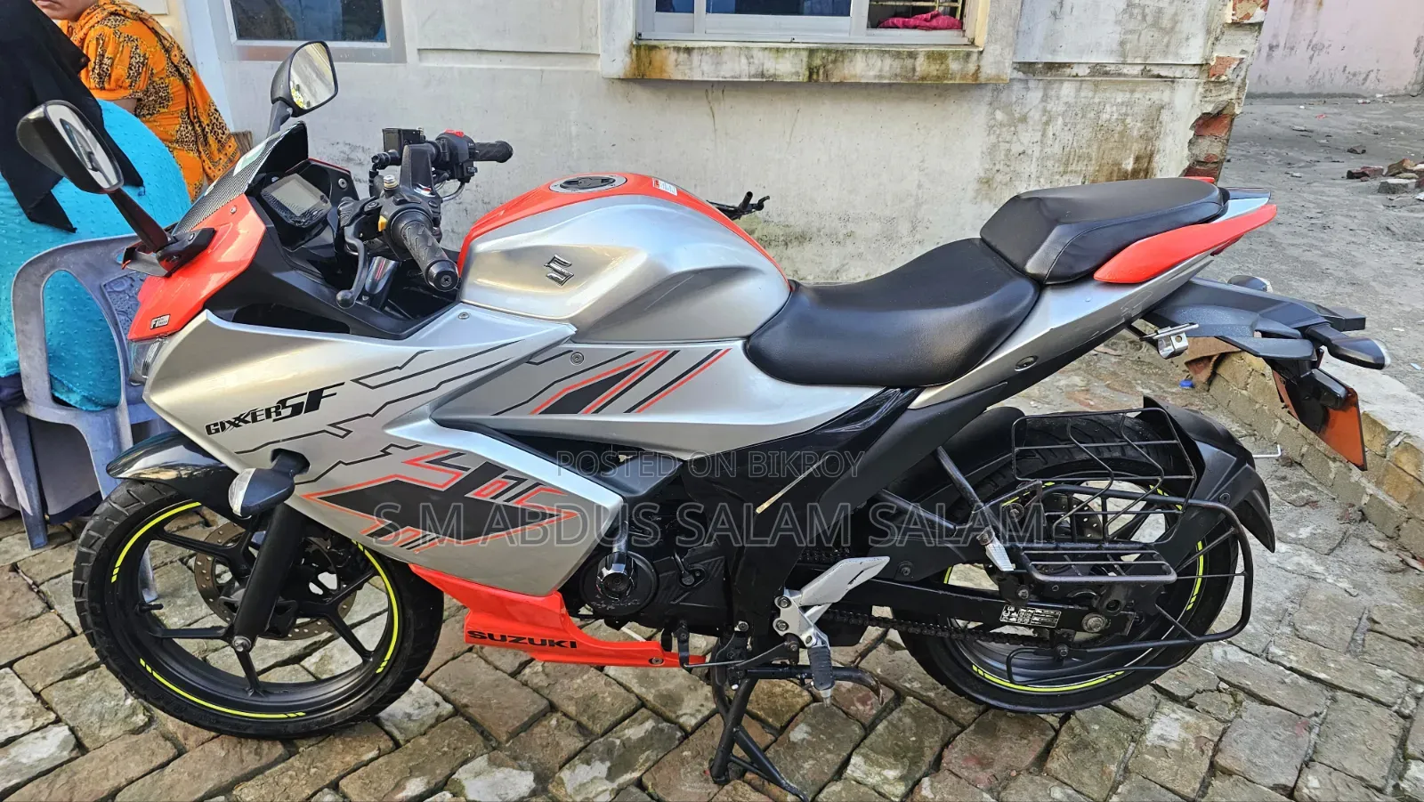 Suzuki Gixxer SF 2023 Orange