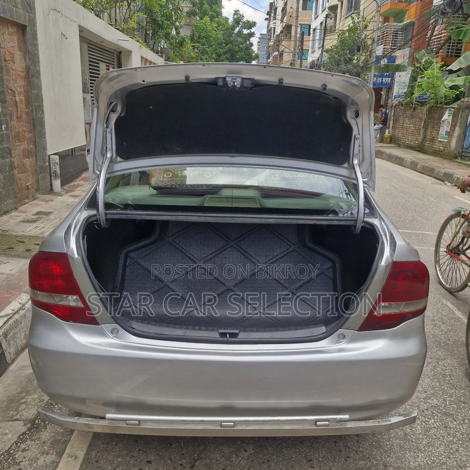 Toyota Axio 2011 Silver
