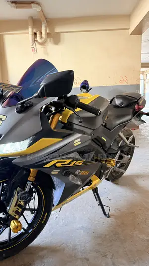 Yamaha R15 V3 2021 Gray
