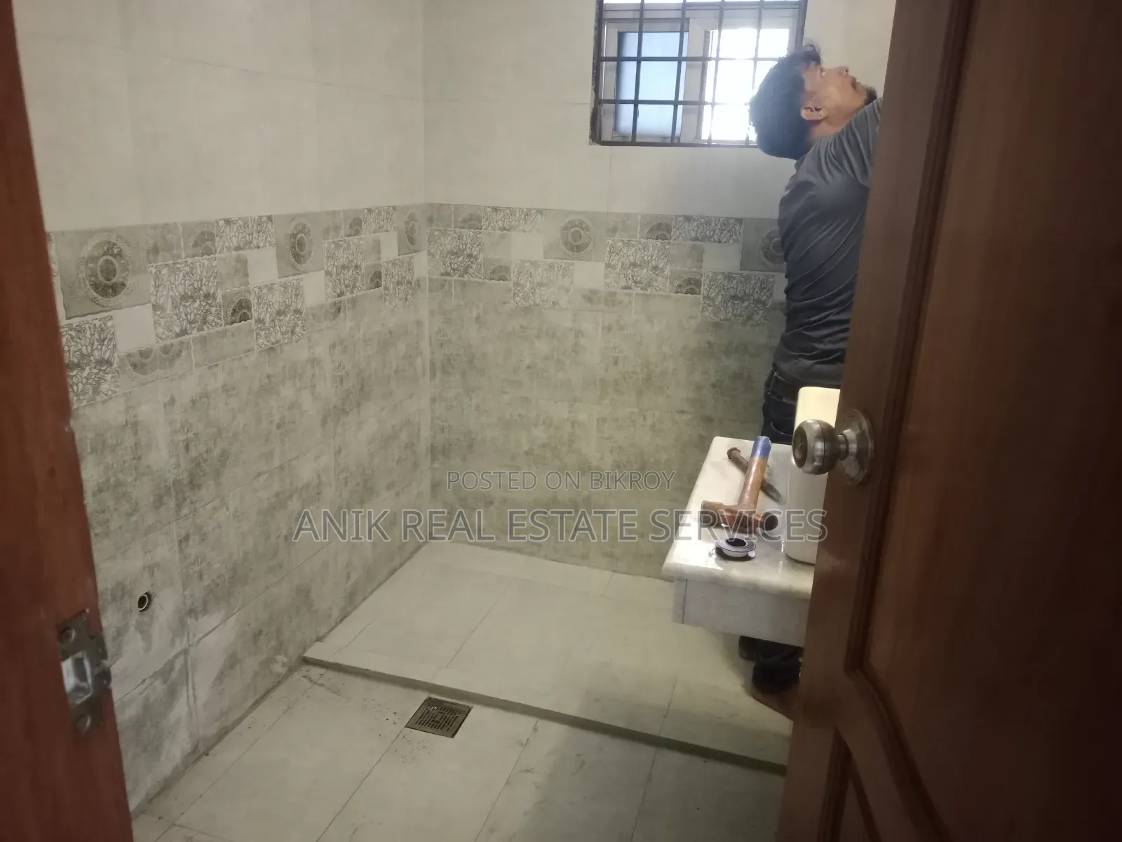 4bdrm Apartment in Anik Real Estate, Gulshan for sale
