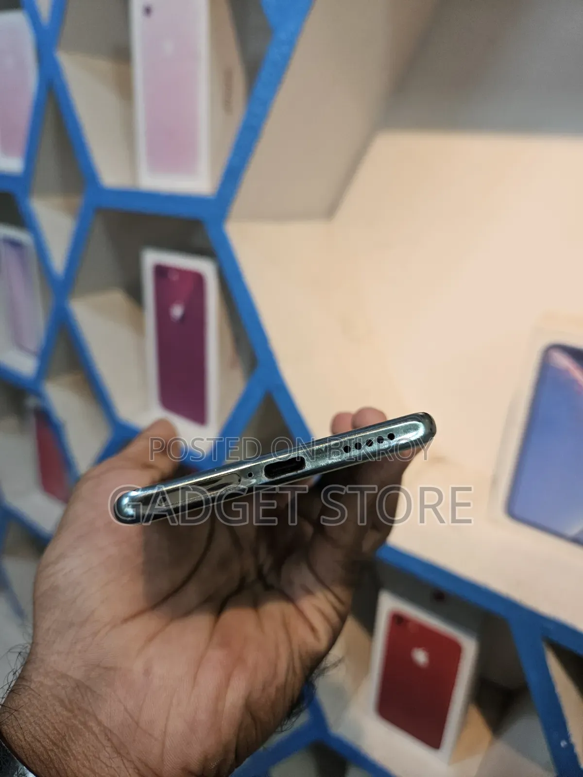 Vivo Y300 Plus 128 GB White