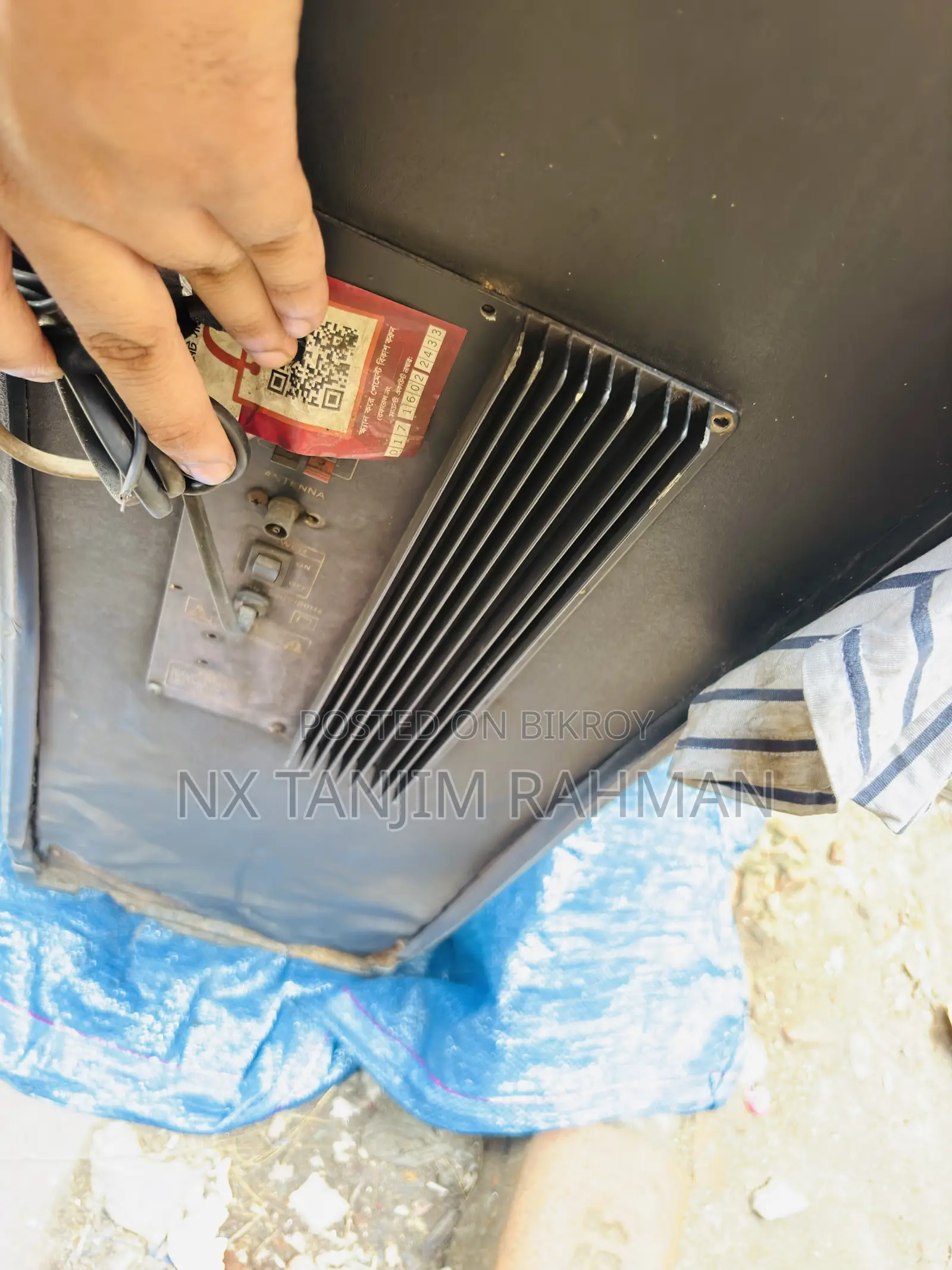 Brand Name: Kamasonic 8 ইঞ্চি স্পিকার এবং এটার পিছনে মেশিনপত্র সহ