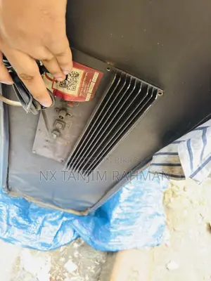 Brand Name: Kamasonic 8 ইঞ্চি স্পিকার এবং এটার পিছনে মেশিনপত্র সহ
