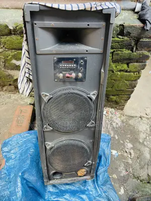 Brand Name: Kamasonic 8 ইঞ্চি স্পিকার এবং এটার পিছনে মেশিনপত্র সহ