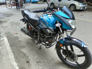 Hero Glamour 2023 Blue