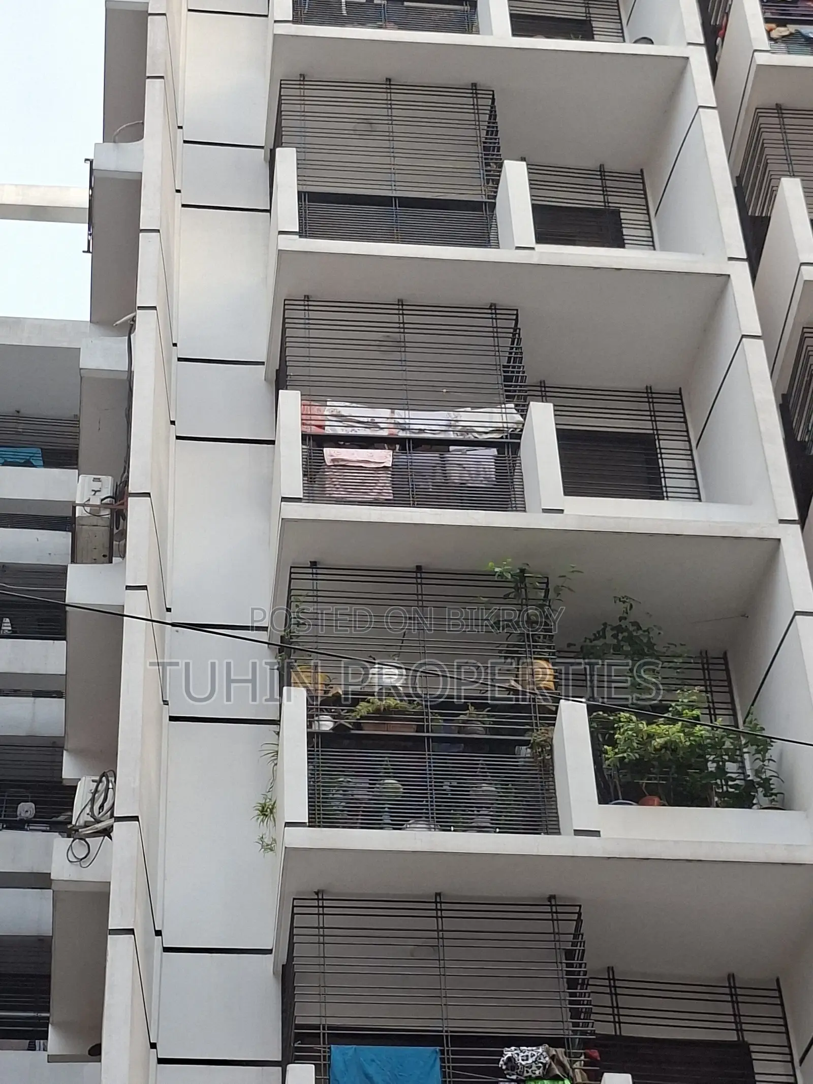 3bdrm Apartment in Mirpur for sale