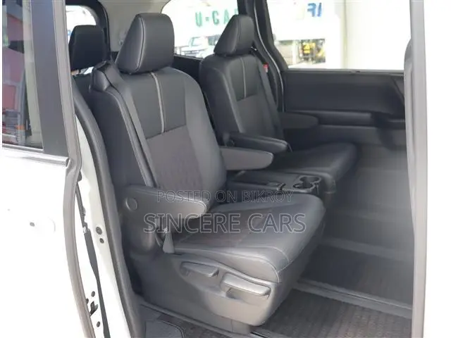 Toyota Noah 2023 Pearl