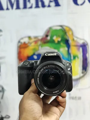 Canon 200d+18-55mm Lens