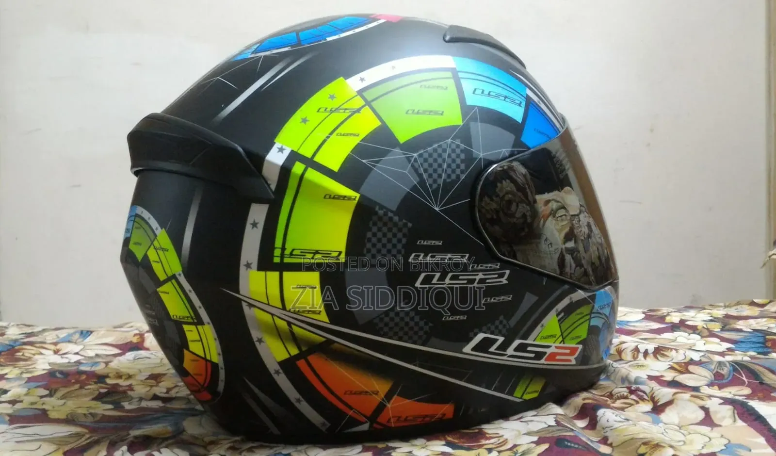 LS2 Helmet