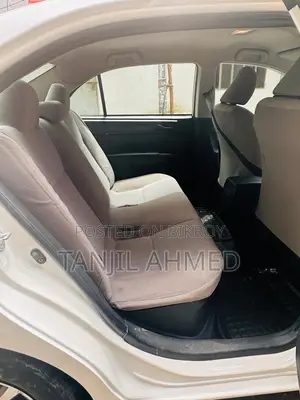 Toyota Axio 1.5 Hybrid 2WD 2016 White