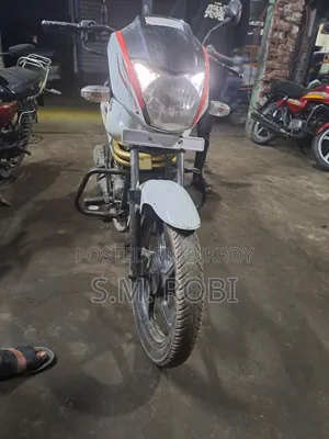 Mahindra Gusto 125 2016 White