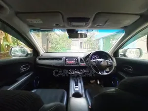 Honda Vezel 1.5 2WD 2014 Black