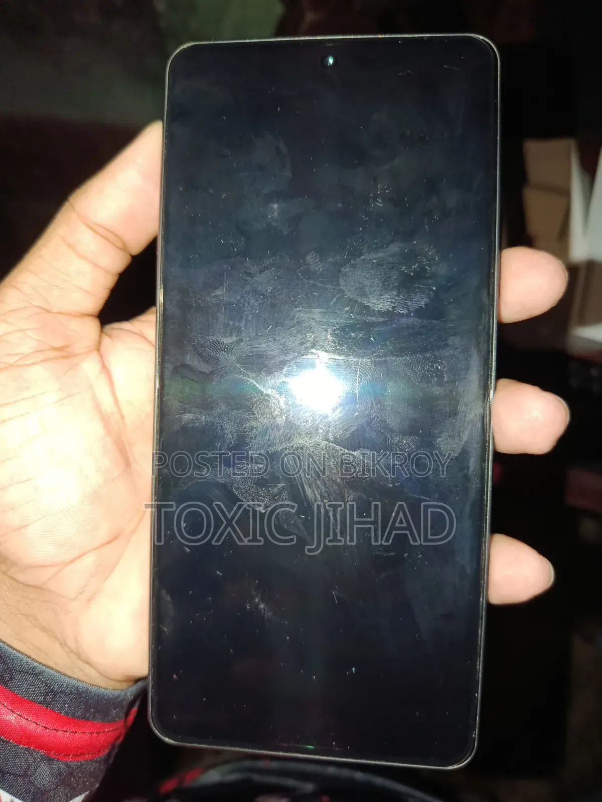 আইকিউওও ২৫৬ জিবি ব্ল্যাক