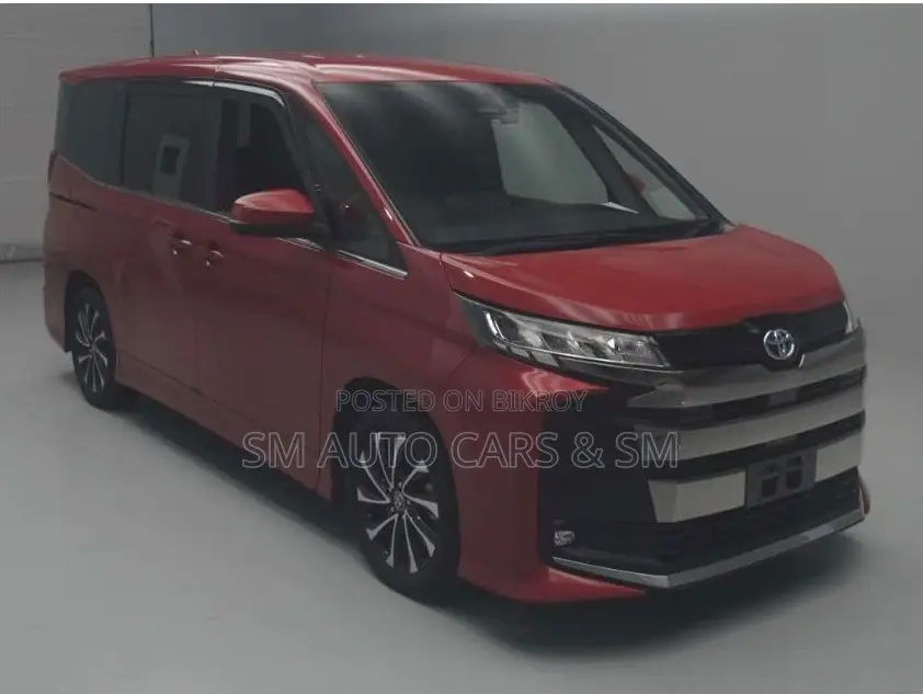 Toyota Noah 2023 Red