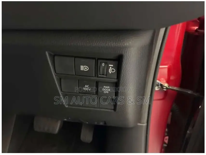 Toyota Noah 2023 Red