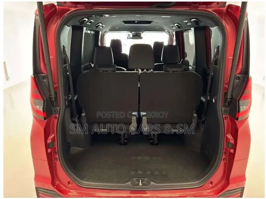 Toyota Noah 2023 Red