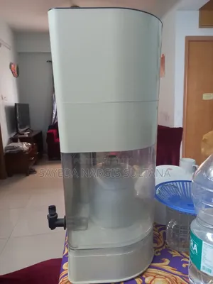 It,s an Unilever Pure It Water Purifier Slidely Used but Still Works