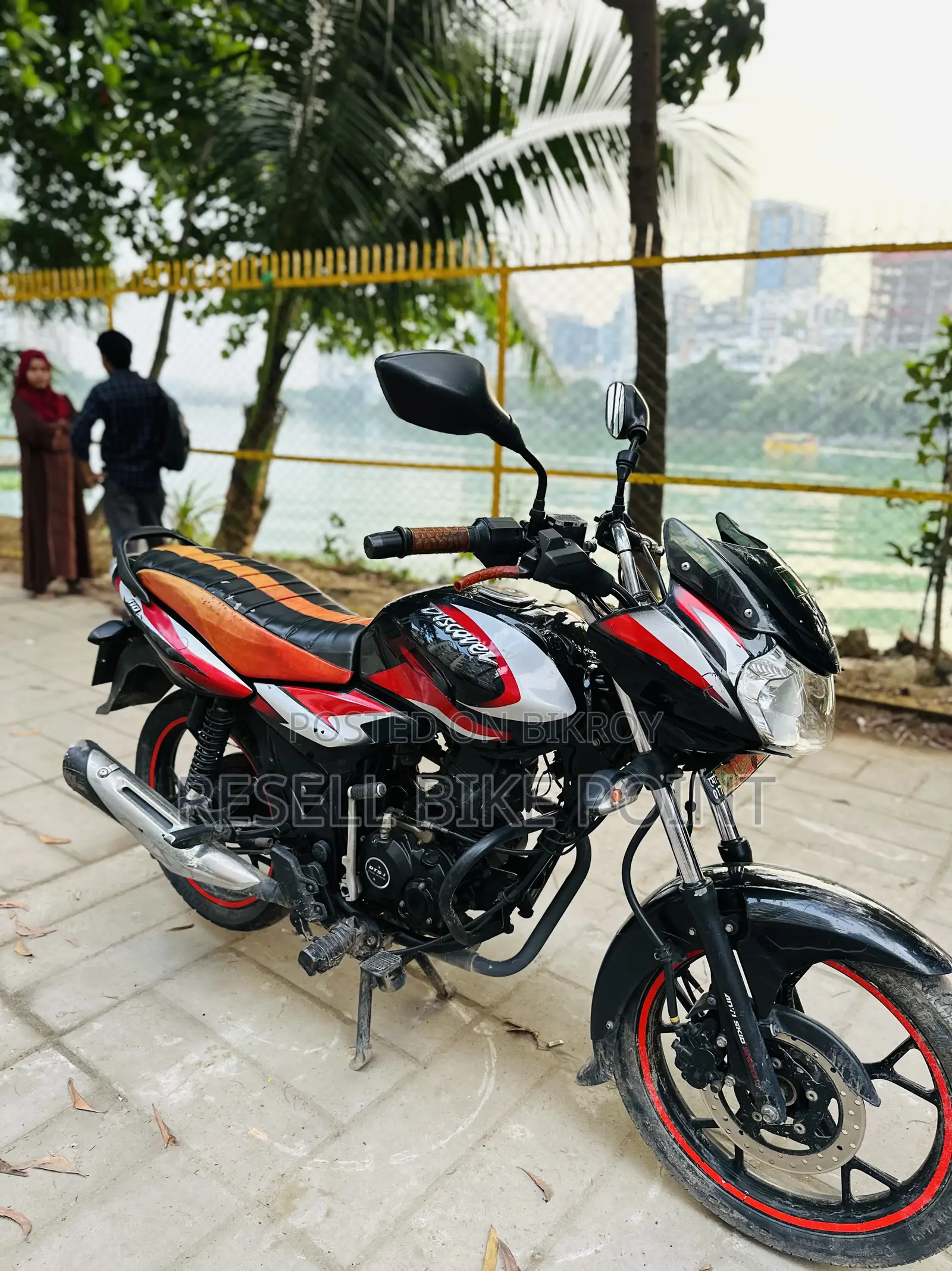 Bajaj Discover 110 2023 Black