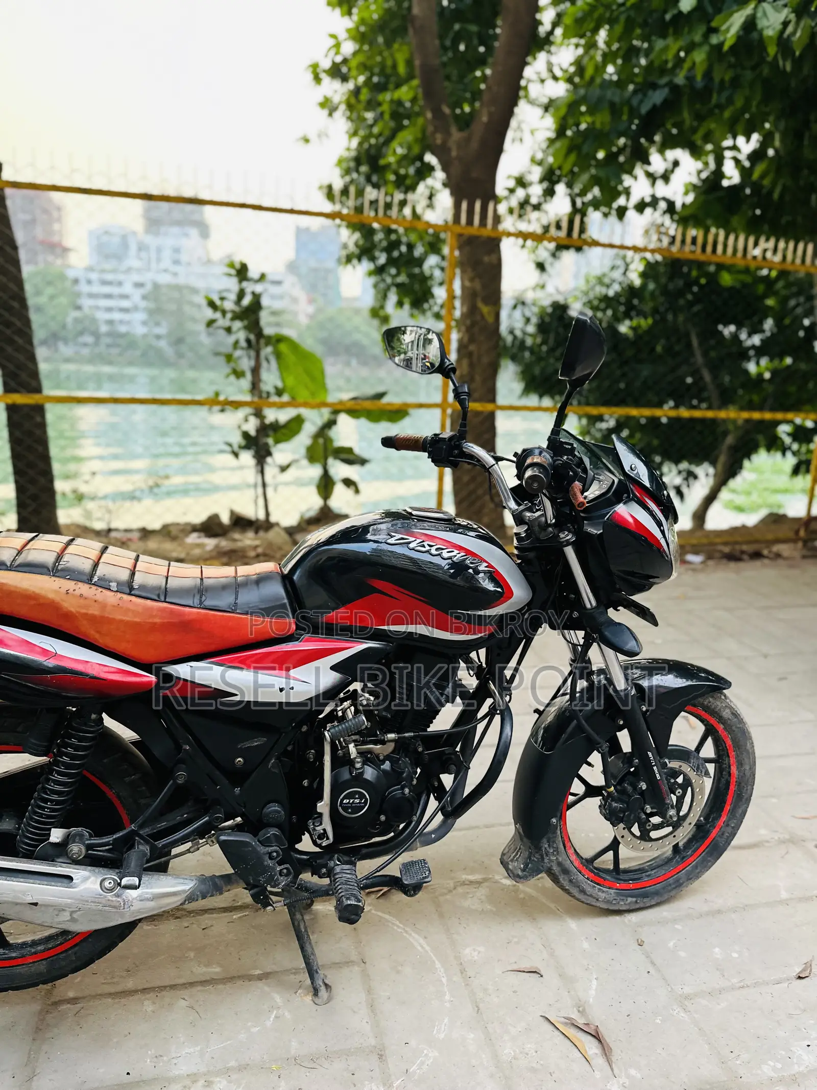 Bajaj Discover 110 2023 Black