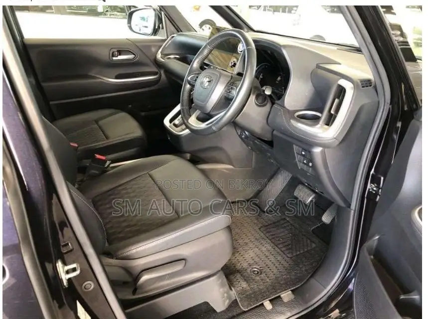 Toyota Noah 2022 Black